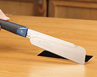 窓開けノコギリ