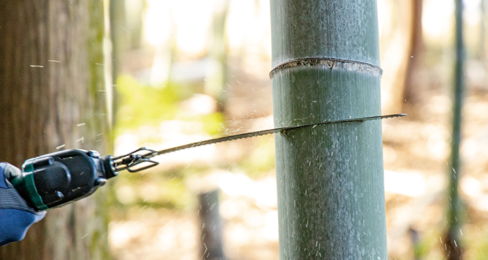 刃がしなっても折れにくい