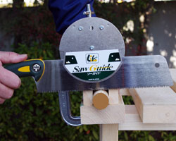 ソーガイドを使った丸棒の切断